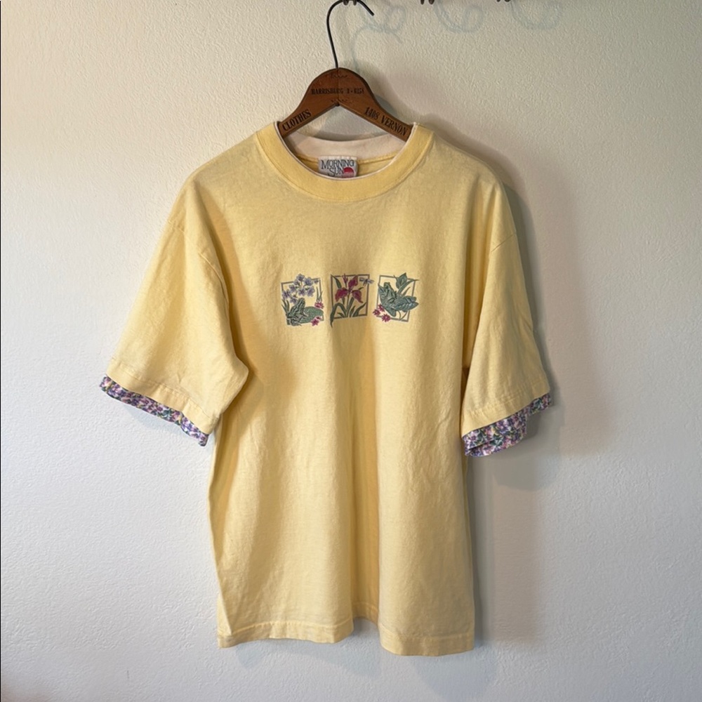 Butter Yellow Short Sleeve Tee with Floral Trim + Frogs!
